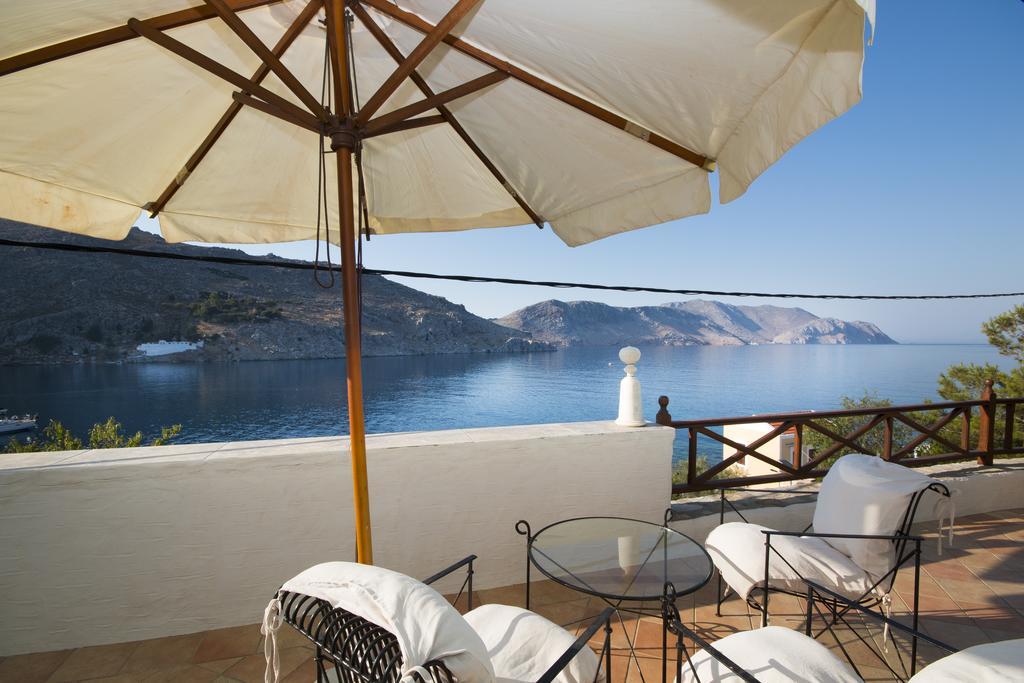 Emporio Hotel Simi Eksteriør billede