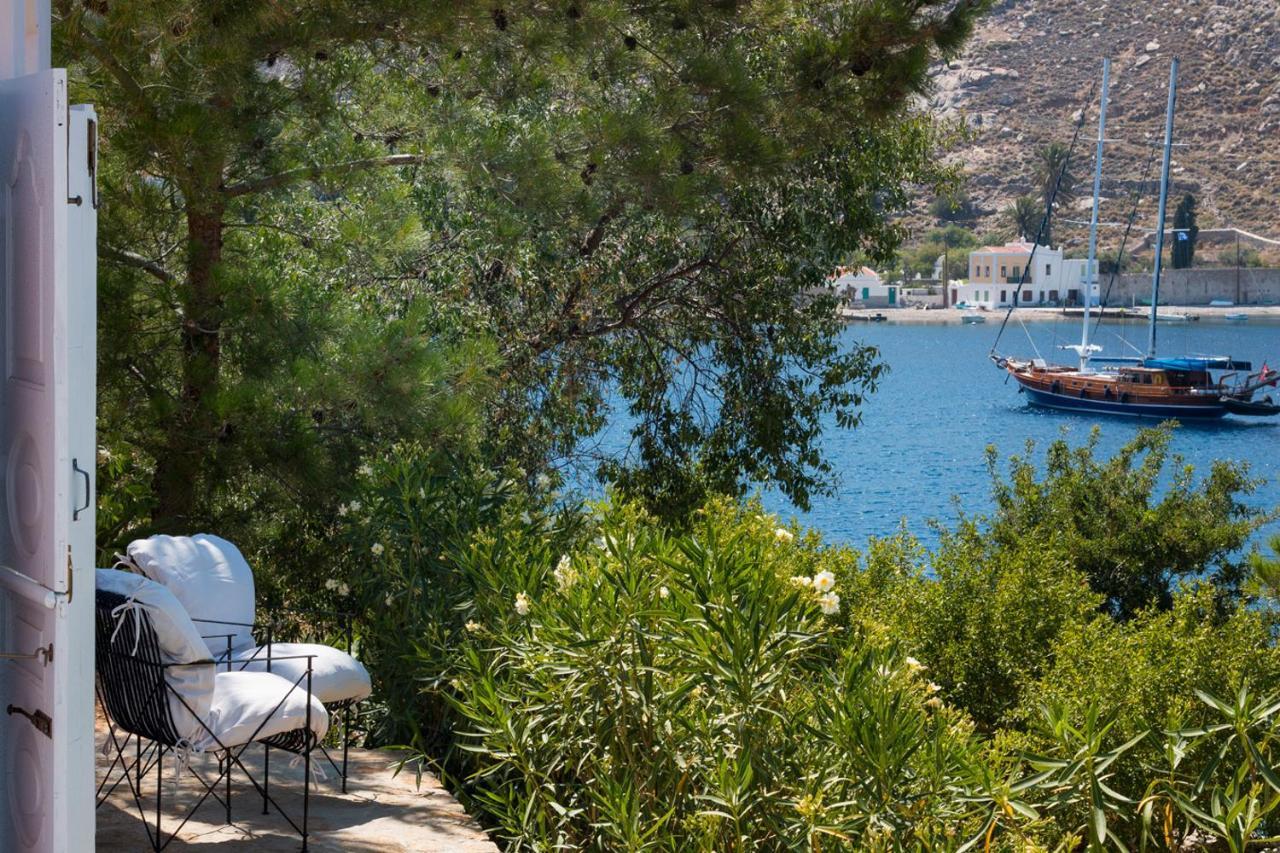 Emporio Hotel Simi Eksteriør billede